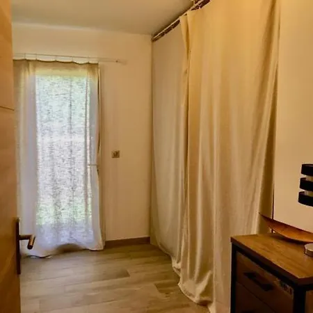 Bellevue D'hotes Bed & Breakfast *